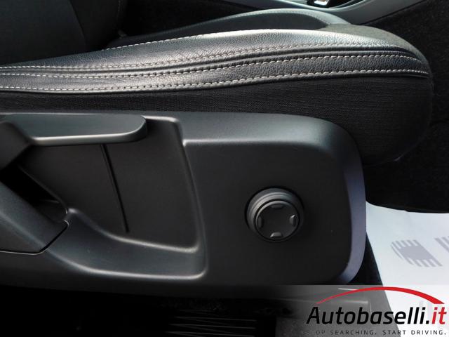 VOLVO XC40 usata, con Schermo multifunzione interamente digitale