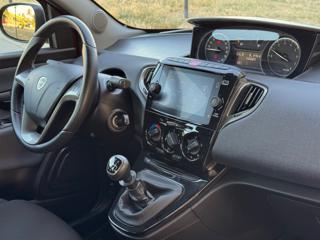 LANCIA Ypsilon usata, con Touch screen