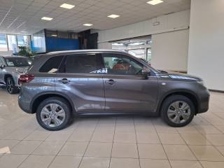 SUZUKI Vitara usata, con Autoradio