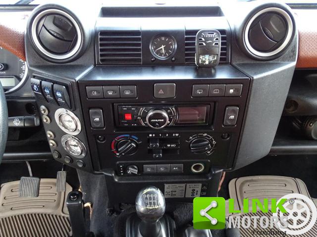 LAND ROVER Defender usata 27