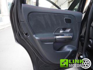 MERCEDES-BENZ GLA 200 usata 37