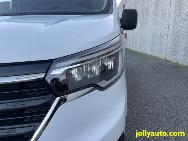 RENAULT Trafic usata, con ESP