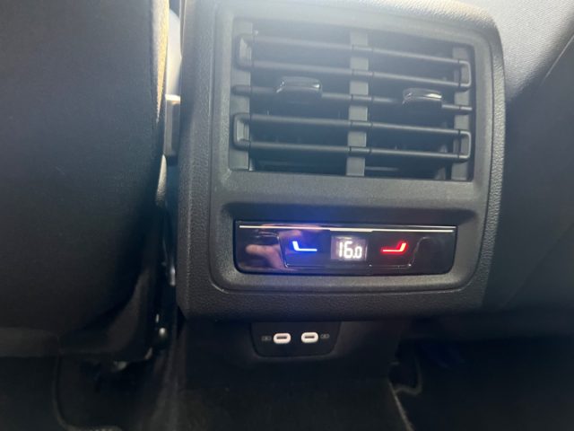 VOLKSWAGEN Golf usata, con Controllo trazione