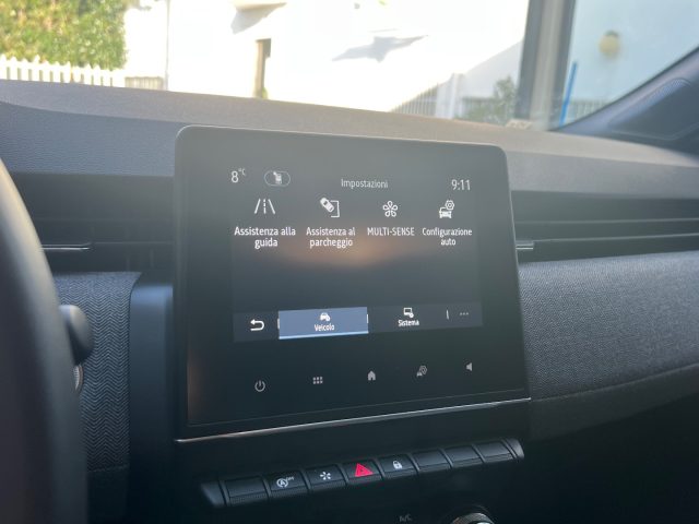 RENAULT Clio usata, con Volante in pelle