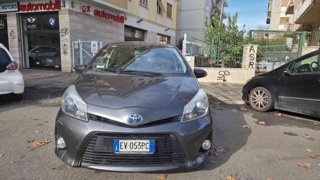 TOYOTA Yaris usata, con Airbag