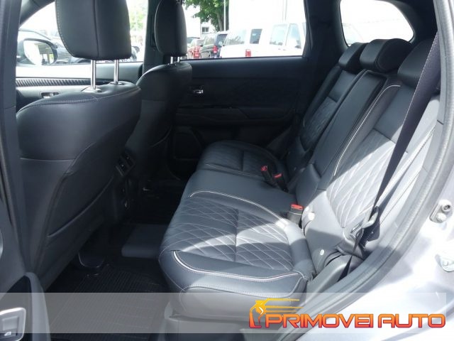 MITSUBISHI Outlander usata, con Cerchi in lega