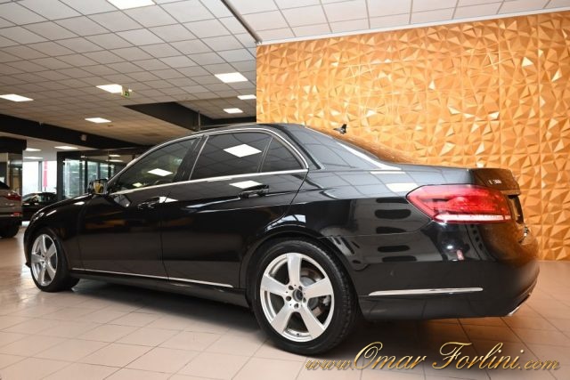 MERCEDES-BENZ E 300 usata 77