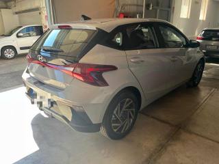 HYUNDAI i20 usata, con Airbag laterali
