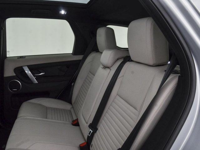 LAND ROVER Discovery Sport usata 14