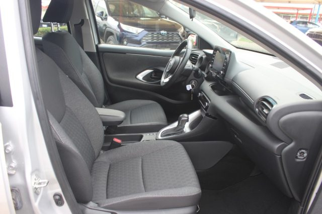 TOYOTA Yaris usata, con Cruise Control