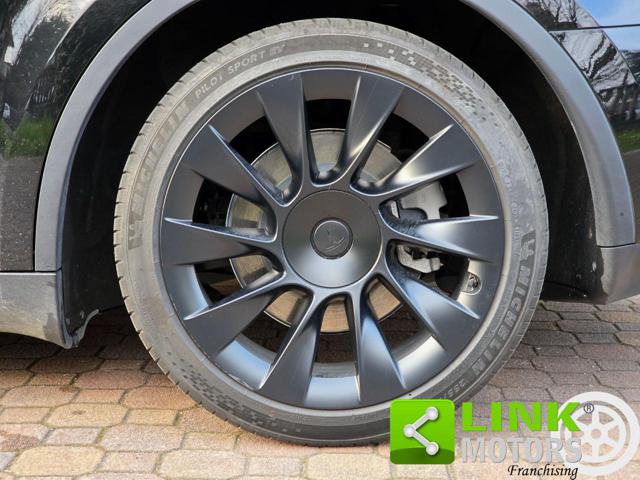 TESLA Model Y usata, con Volante multifunzione