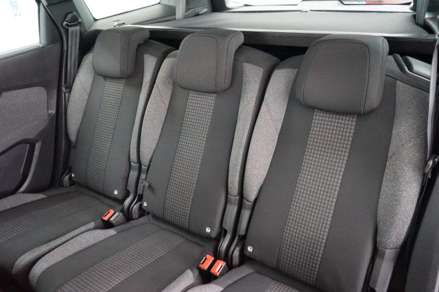 PEUGEOT 5008 usata, con Start/Stop Automatico