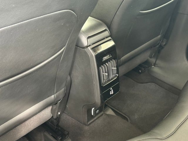 JEEP Compass usata, con Autoradio digitale