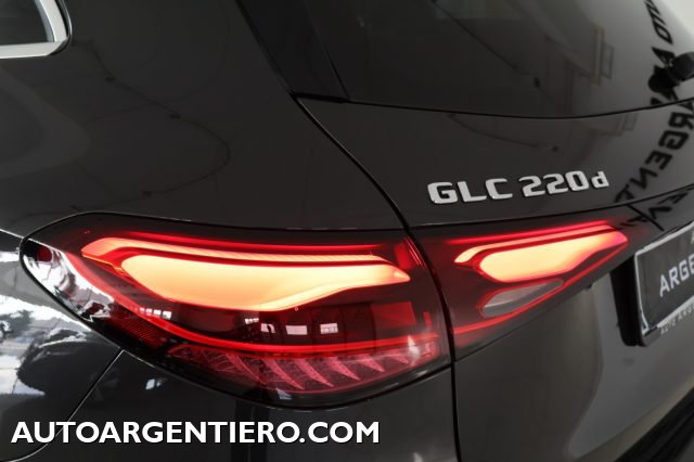 MERCEDES-BENZ GLC 220 usata, con Sensori di parcheggio anteriori