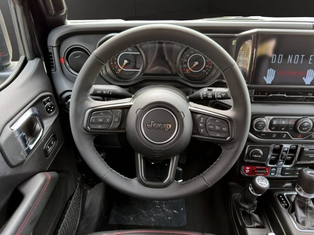 JEEP Wrangler usata, con Autoradio