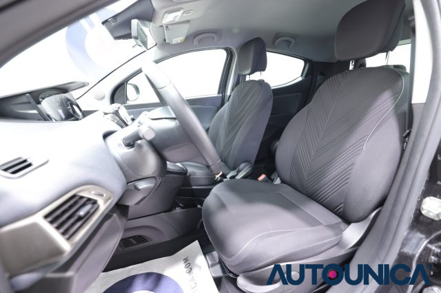 LANCIA Ypsilon usata, con Boardcomputer