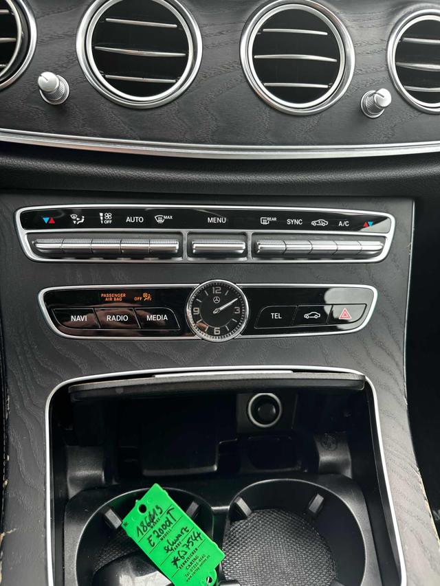 MERCEDES-BENZ E 200 usata, con Sistema di navigazione