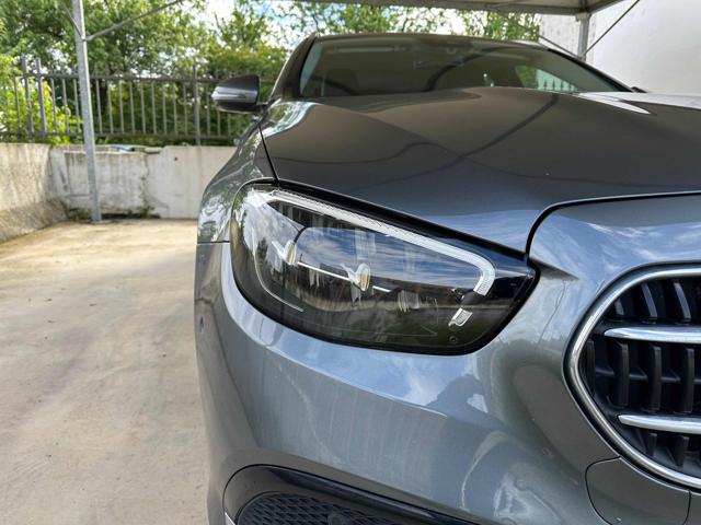 MERCEDES-BENZ E 200 usata, con Regolazione elettrica del sedile posteriore