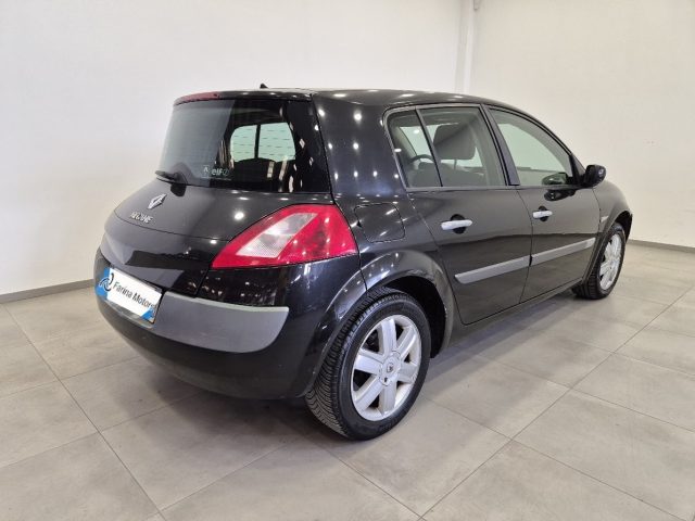 RENAULT Megane usata, con Alzacristalli elettrici
