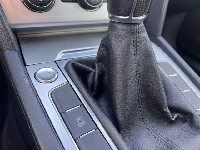 VOLKSWAGEN Passat usata, con Controllo trazione