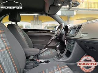 VOLKSWAGEN Maggiolino usata 104