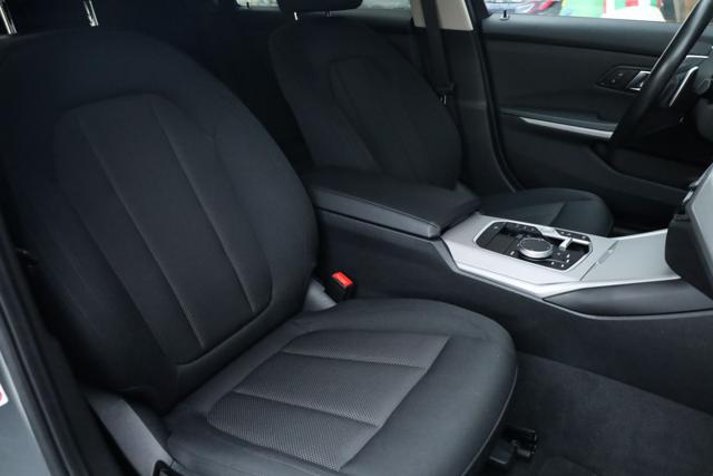 BMW 320 usata, con Boardcomputer