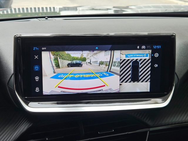 PEUGEOT 2008 usata, con Touch screen