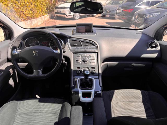 PEUGEOT 5008 usata, con Boardcomputer