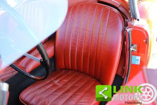 MG MGA usata, con Cerchioni in acciaio