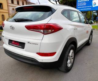 HYUNDAI Tucson usata, con Autoradio