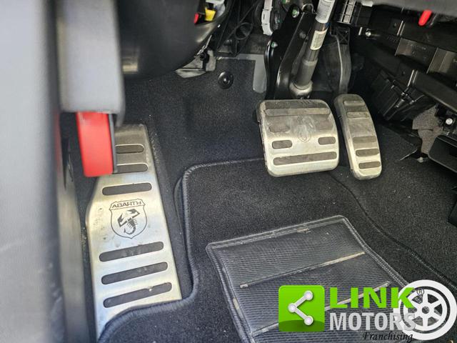 ABARTH 695 usata, con Bluetooth
