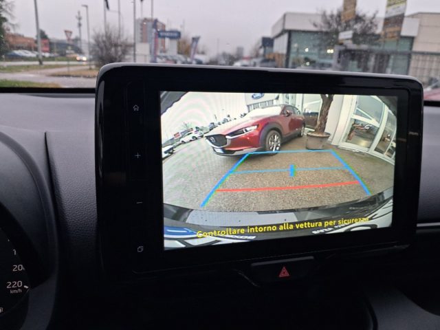 MAZDA 2 usata, con Controllo automatico clima