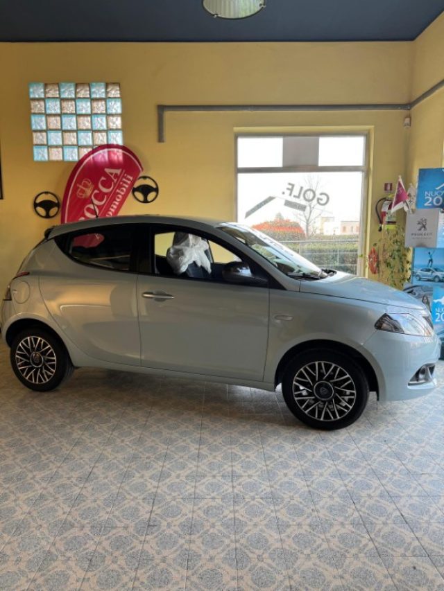 LANCIA Ypsilon usata, con Airbag Passeggero