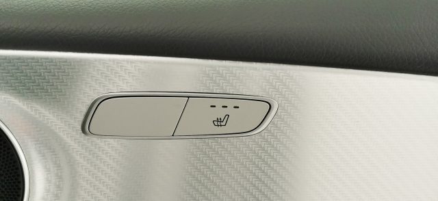 MERCEDES-BENZ E 300 usata 71