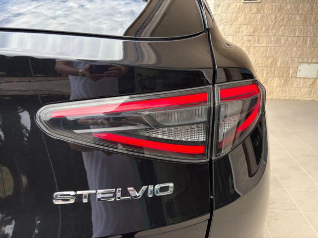 ALFA ROMEO Stelvio usata, con Fari LED