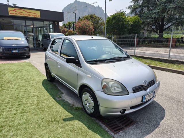 TOYOTA Yaris usata 6