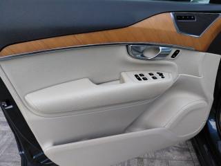 VOLVO XC90 usata, con Sistema di navigazione