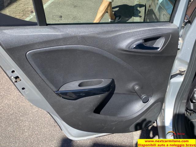 OPEL Corsa usata, con Touch screen