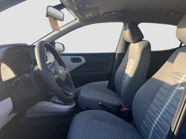 HYUNDAI i10 usata 10