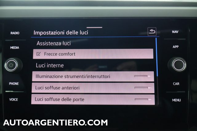 VOLKSWAGEN Taigo usata, con Isofix