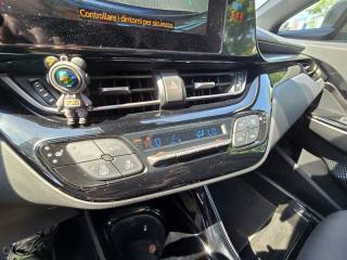 TOYOTA C-HR usata, con Regolazione elettrica sedili