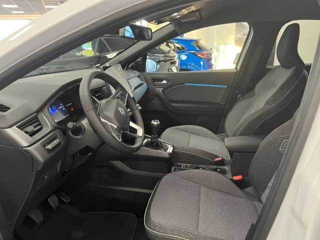 RENAULT Captur usata, con Autoradio