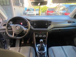 VOLKSWAGEN T-Roc usata 8