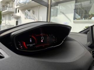 PEUGEOT 3008 usata, con Airbag posteriore