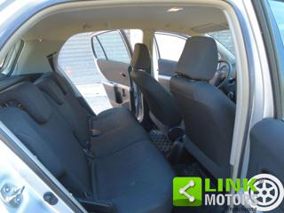 TOYOTA Yaris usata 17