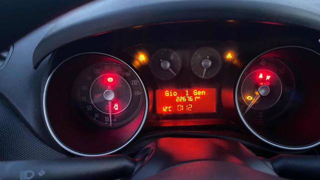 FIAT Punto usata, con Autoradio
