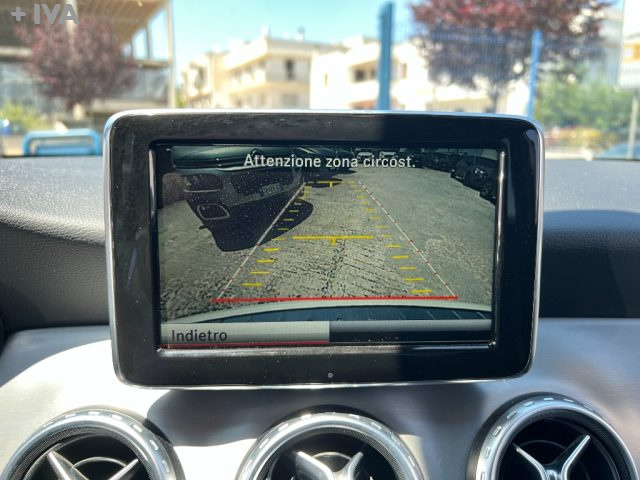 MERCEDES-BENZ GLA 220 usata 28