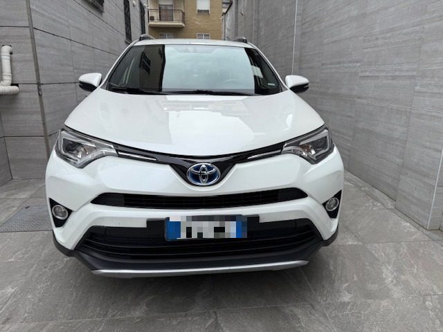 TOYOTA RAV 4 usata, con Airbag laterali