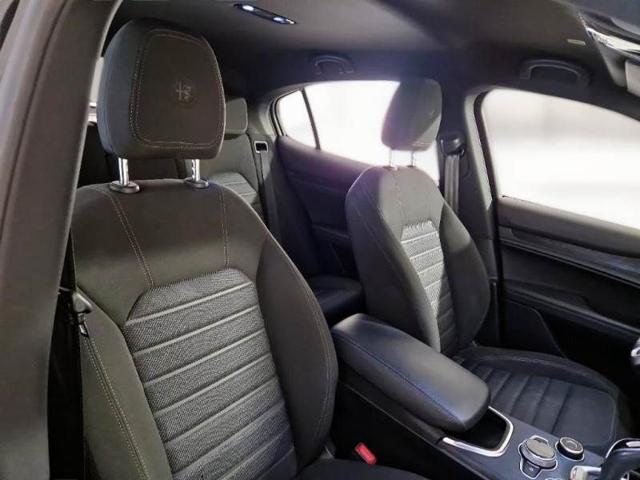 ALFA ROMEO Stelvio usata, con Alzacristalli elettrici