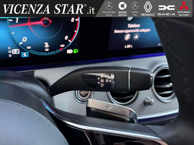 MERCEDES-BENZ E 200 usata, con Sedile posteriore sdoppiato